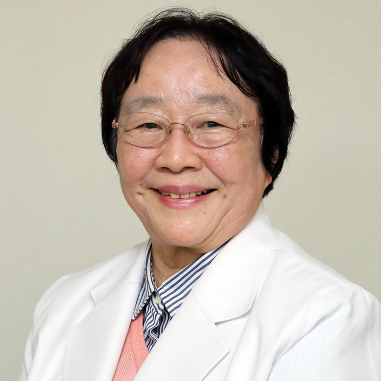 薄井紀子氏